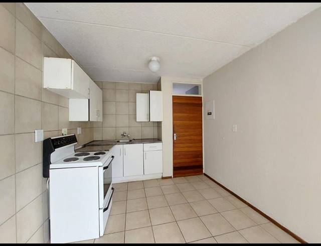 3 BEDROOM APARTMENT FOR SALE IN WESTDENE